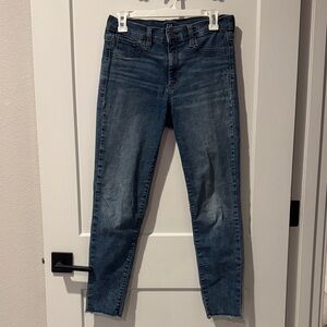 GAP Dark Blue Skinny Women's Crop Jeans